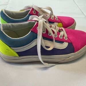Girls VANS off the wall neon and white. Gently worn size 1.